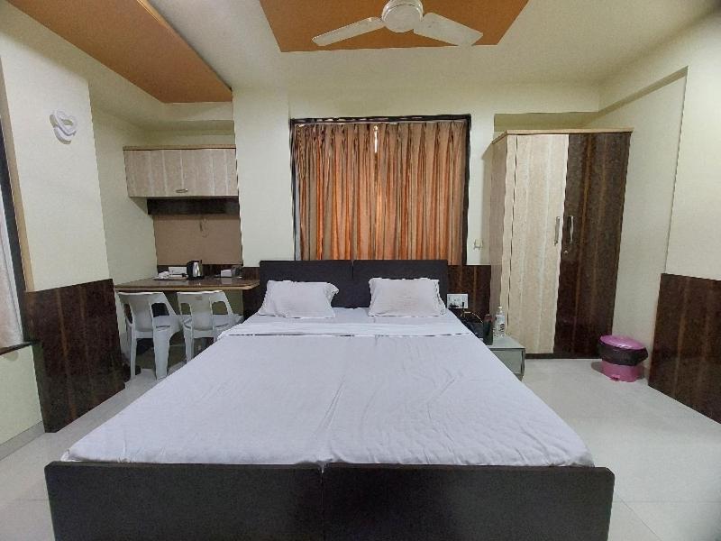 Super Hotel O Happy Homely Stay Near Pune Airport Khadki Extérieur photo