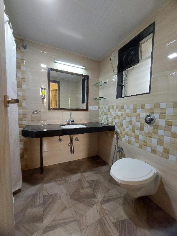 Super Hotel O Happy Homely Stay Near Pune Airport Khadki Extérieur photo