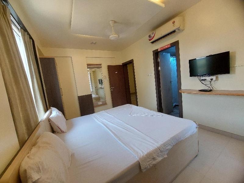 Super Hotel O Happy Homely Stay Near Pune Airport Khadki Extérieur photo